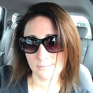 Meet your Posher, Becky